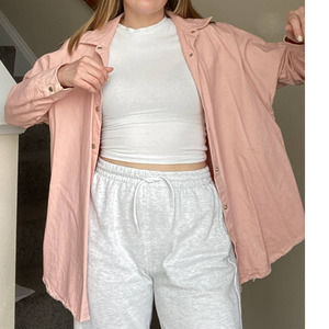 Missguided Light pink 100% cotton button down oversized shirt, size 6/small